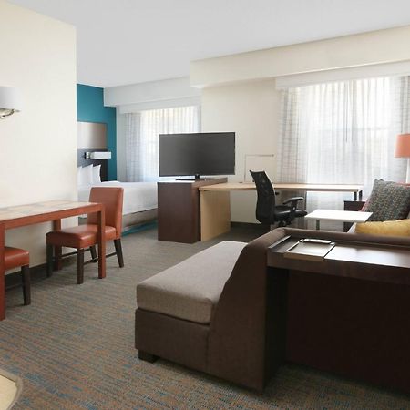 Residence Inn Dallas Park Central Экстерьер фото