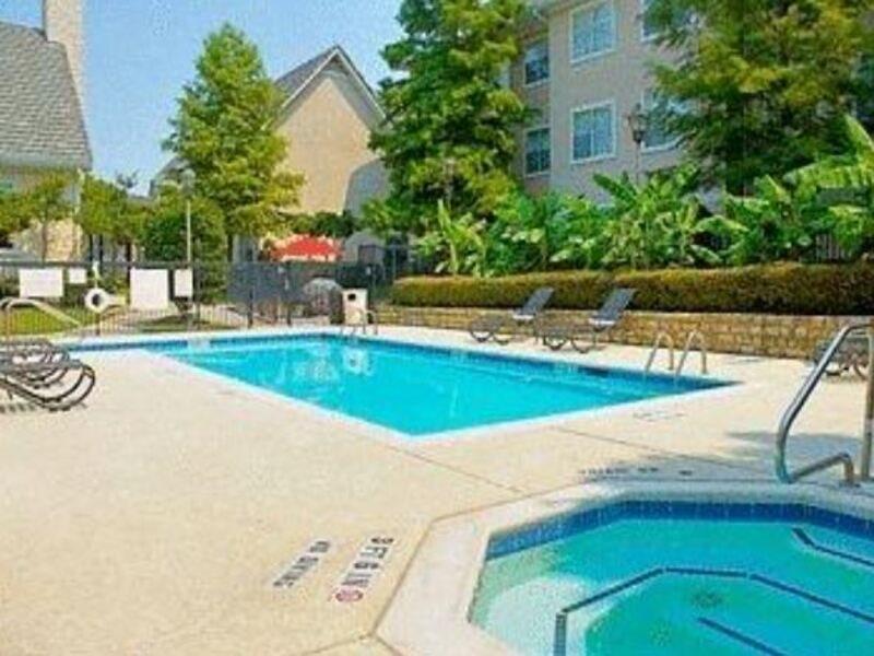 Residence Inn Dallas Park Central Экстерьер фото