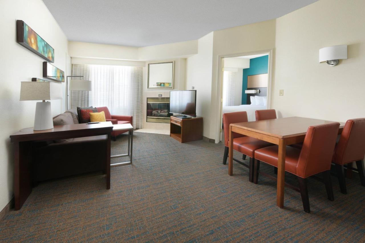 Residence Inn Dallas Park Central Экстерьер фото