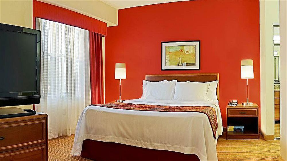 Residence Inn Dallas Park Central Экстерьер фото